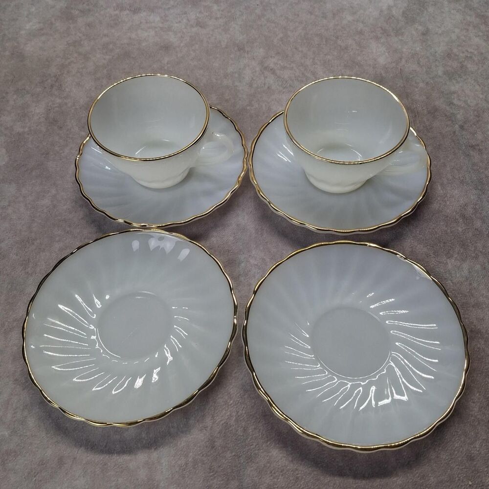 Anchor-hocking White and Cream Dinnerware